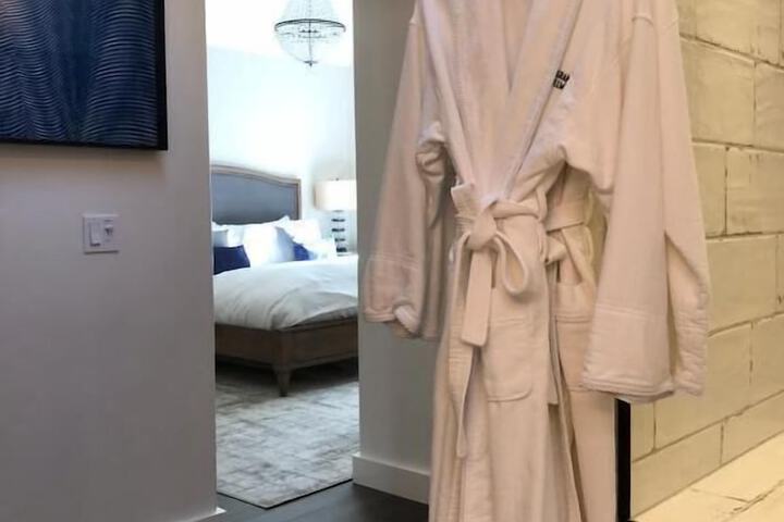 Room 71 of 117