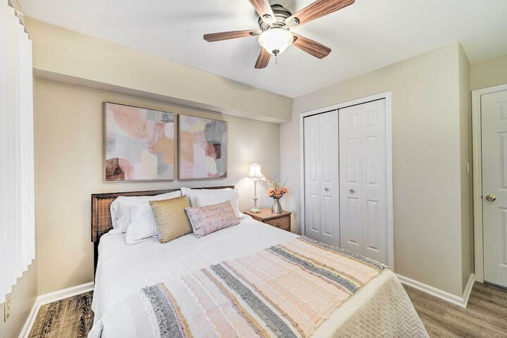 Brigantine Condo w / Beach Access & Pool Views