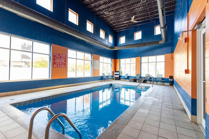 Pool 6 of 34