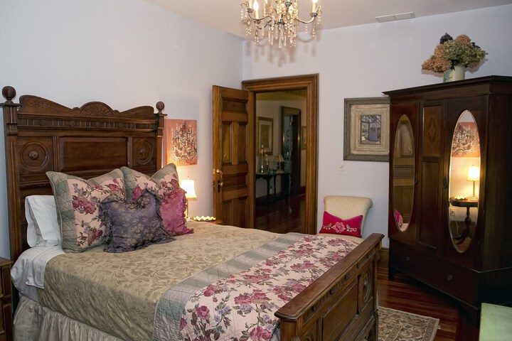 Hotel Interior 11 of 35