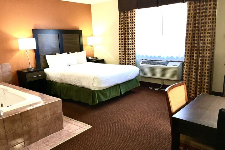 Room 65 of 77