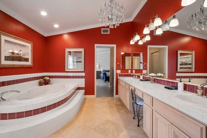 at Marbella Lane - Captivating Home W / pool