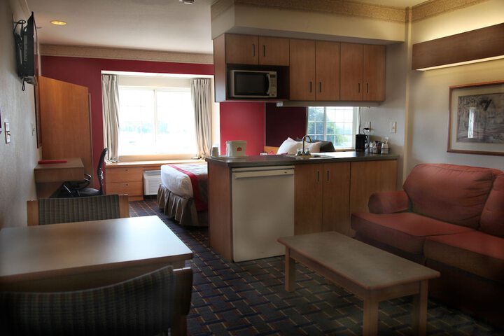 Room 11 of 23