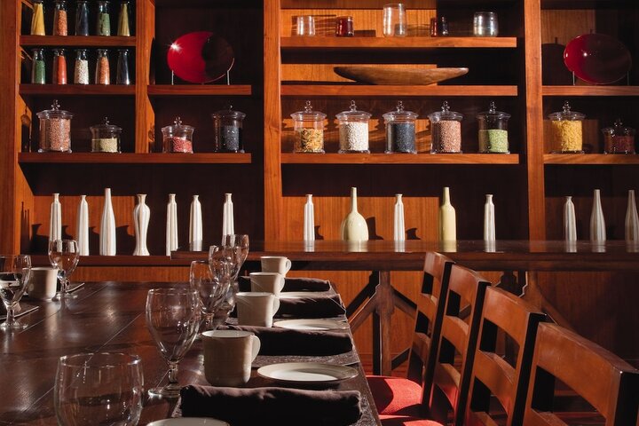 Dining 75 of 122
