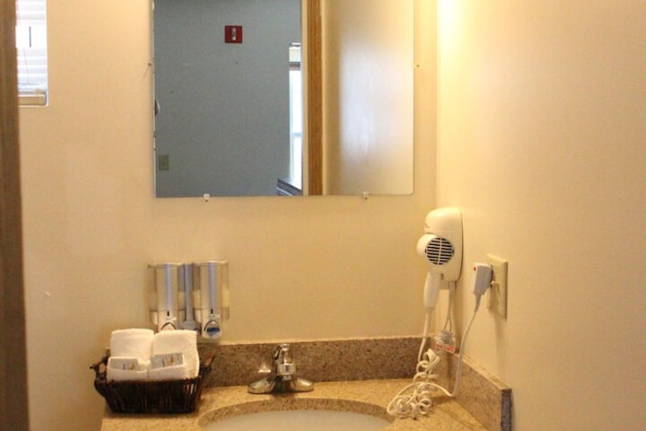 Room 44 of 83