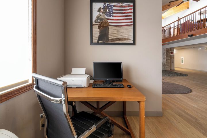 AmericInn by Wyndham Valley City - Conference Center