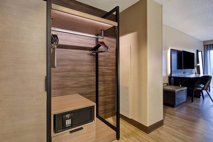 Room 59 of 103