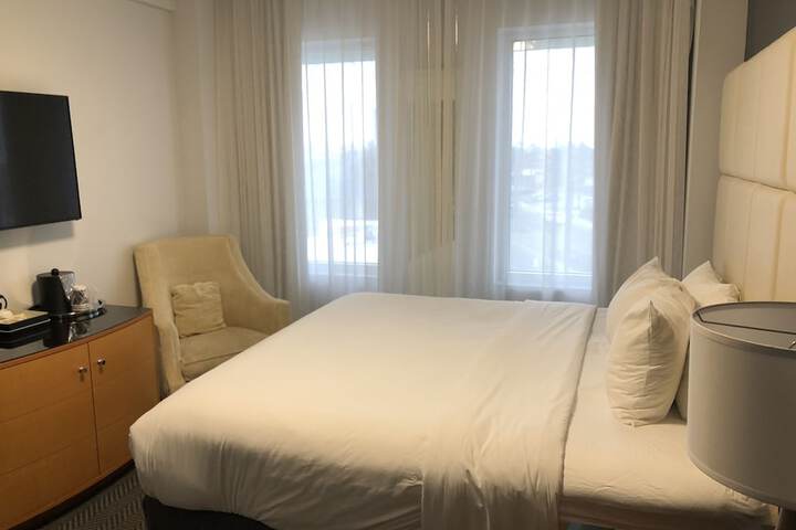 Room 35 of 56