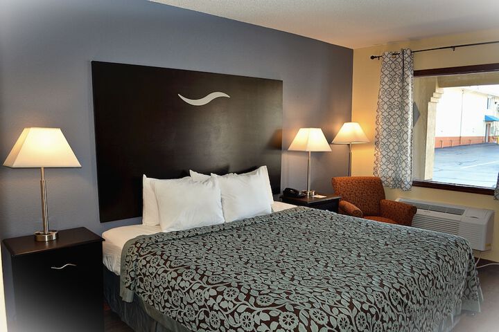 Room 8 of 53