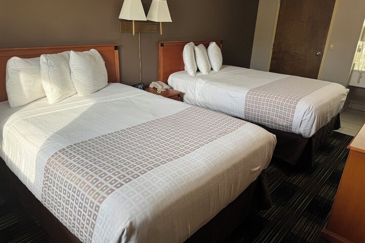 South Shore Inn