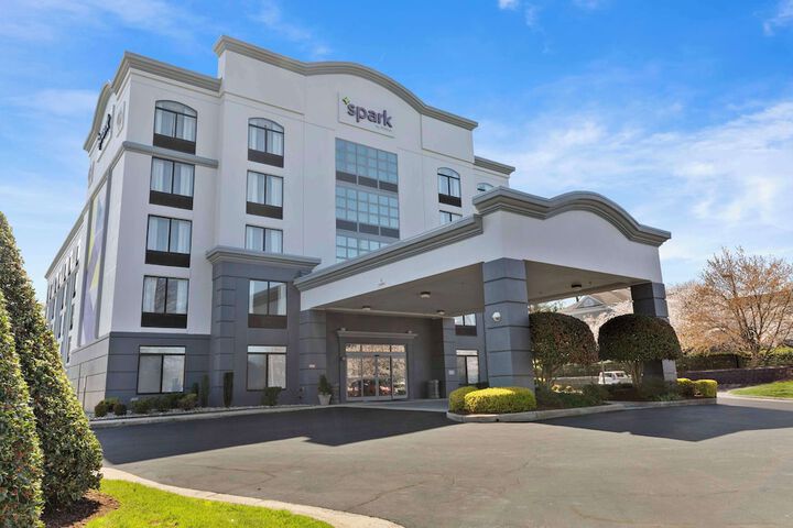 Hotel 2 of 35