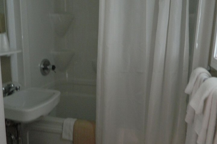 Room 20 of 40
