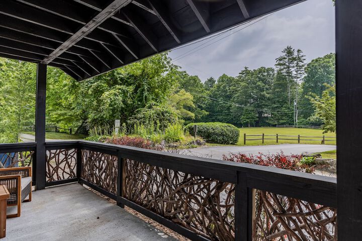 Terrace/Patio 56 of 57