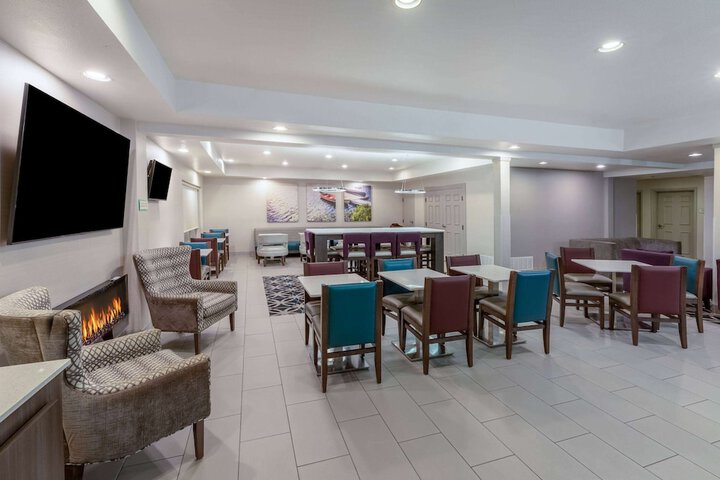 La Quinta Inn & Suites by Wyndham Rockwall