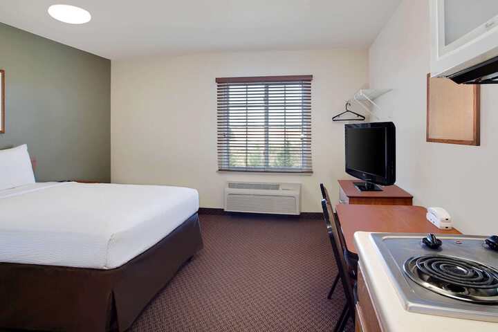 Room 14 of 23