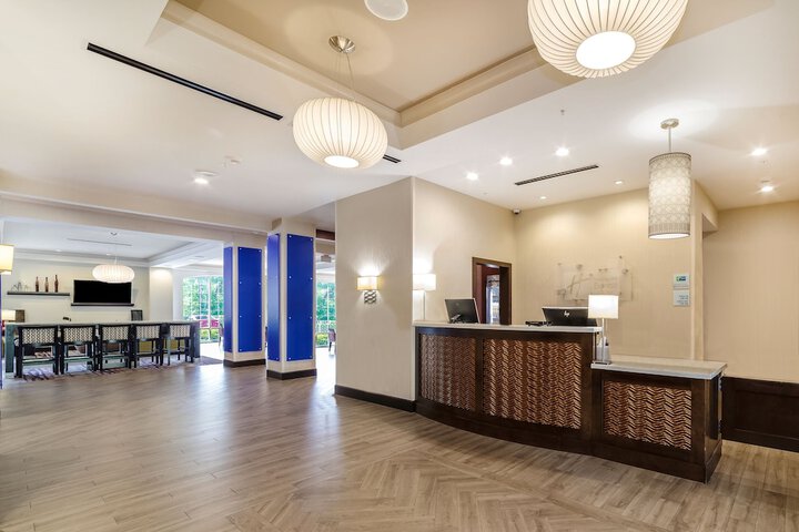 Hotel 5 of 59