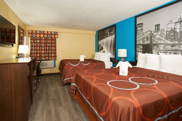 Room 29 of 94