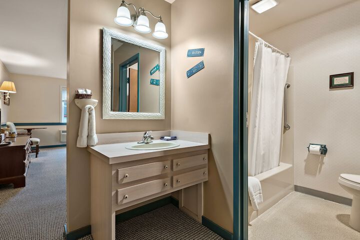 Room 14 of 18