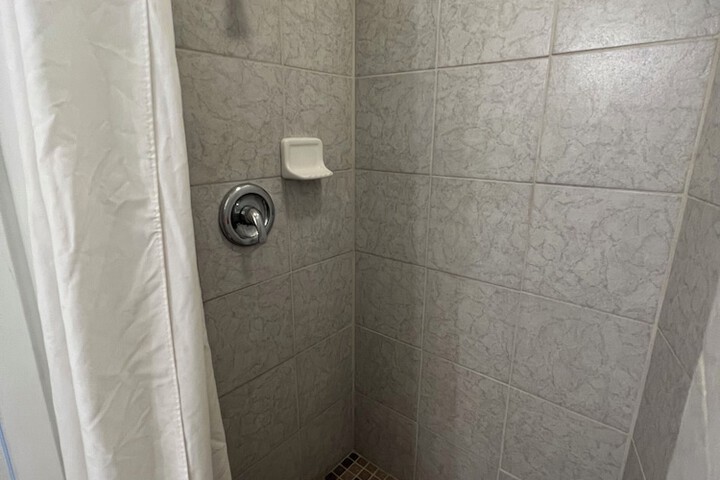 Room 16 of 21