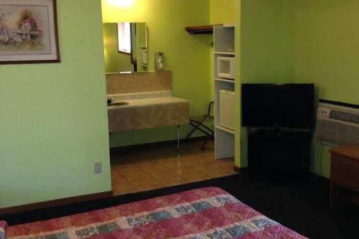 Room 7 of 21