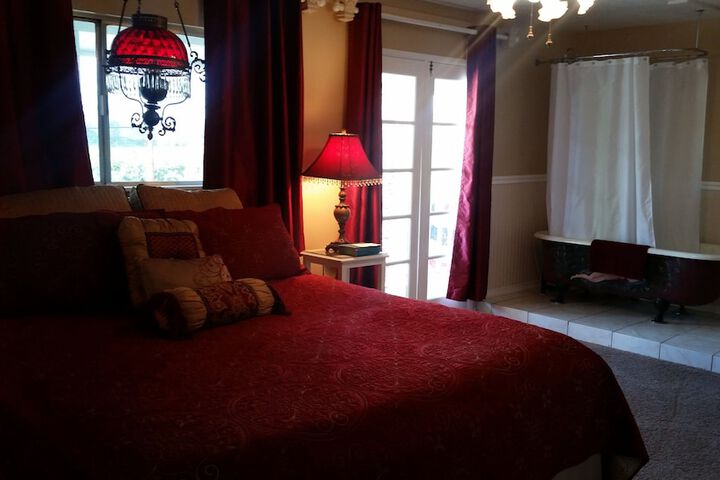 Room 19 of 71