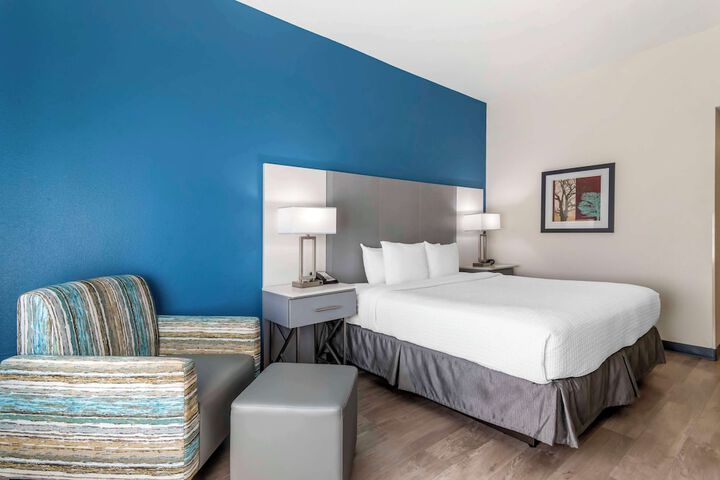 Room 34 of 42