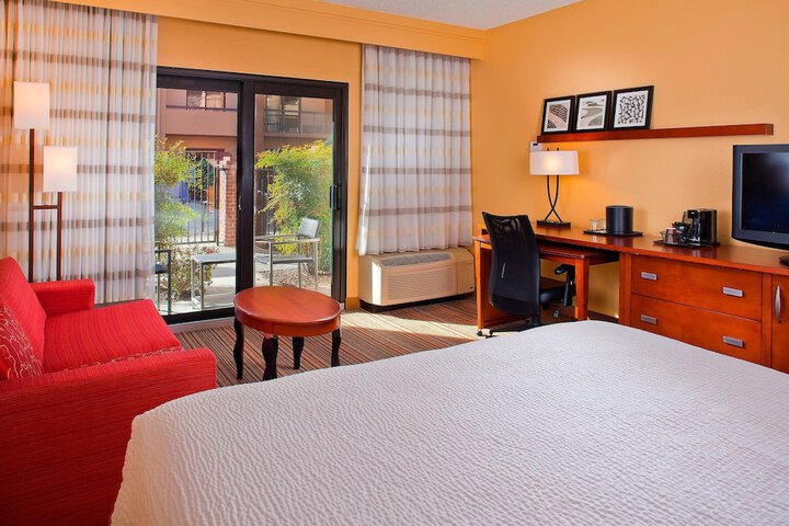 Room 20 of 30