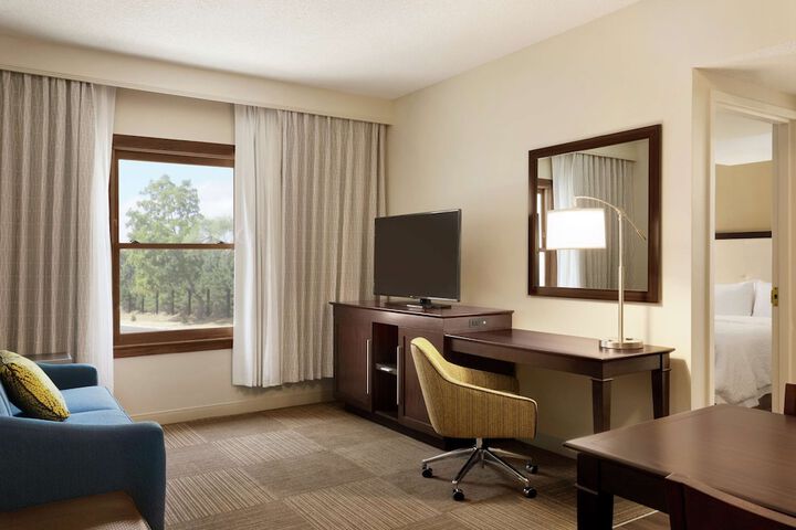 Hampton Inn & Suites Springdale