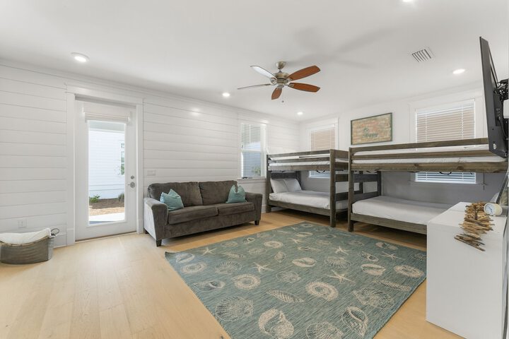 Prominence on 30A by Panhandle Getaways