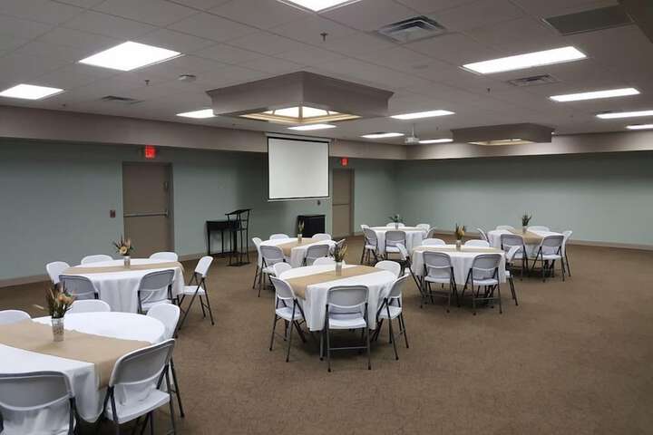 Ballroom/Hall 60 of 61