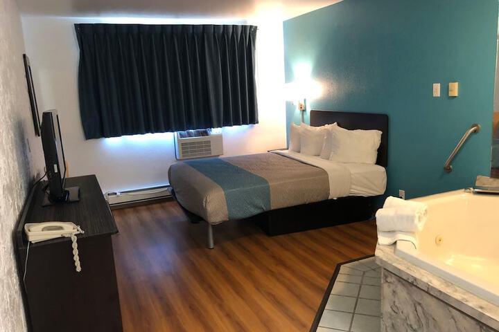 Room 13 of 29