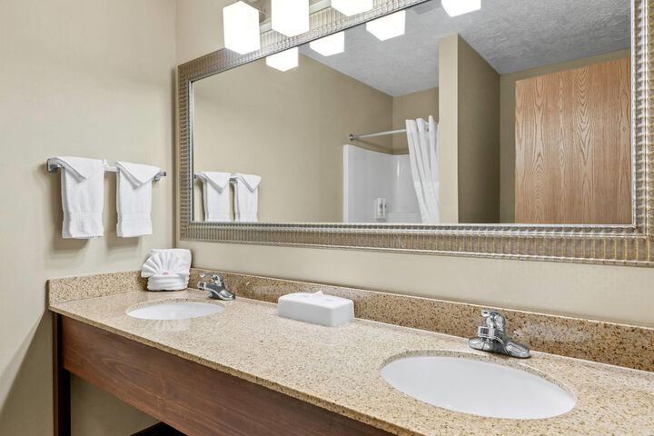 Comfort Suites Linn County