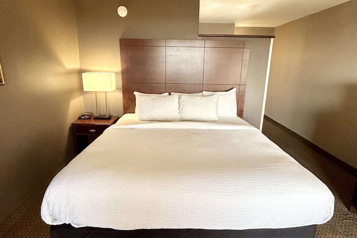 Room 31 of 69