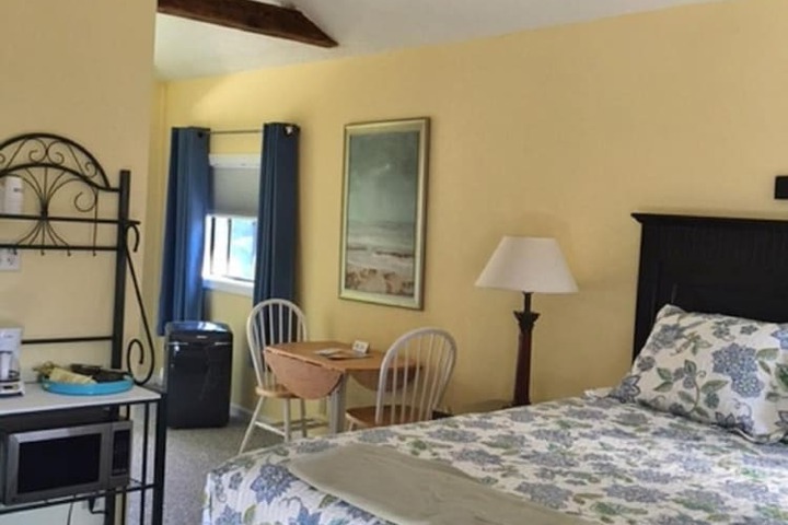 Room 51 of 57