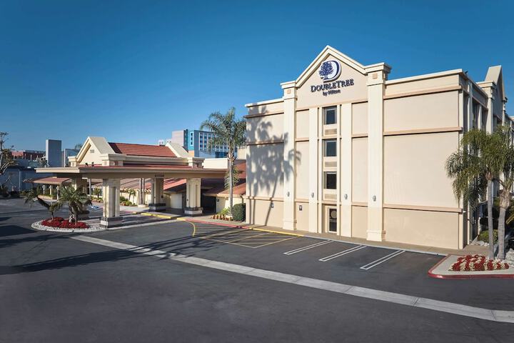 Hotel 2 of 94