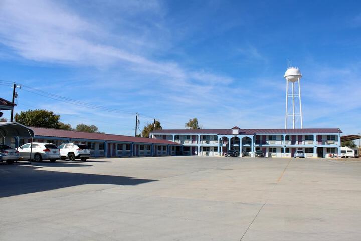 Kermit Inn