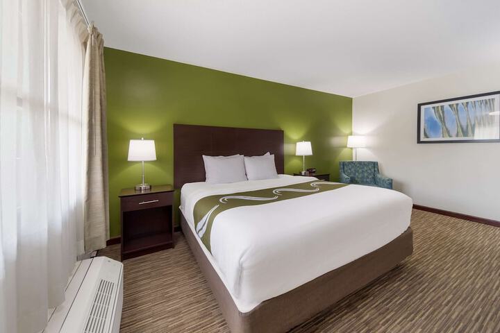 Room 20 of 32