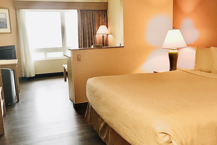 Room 25 of 35