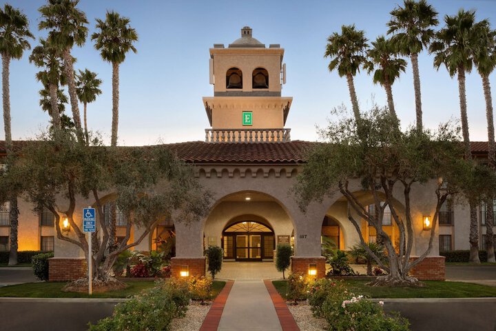 Hotel 2 of 39