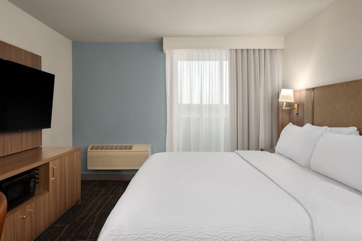 Holiday Inn Ontario by IHG