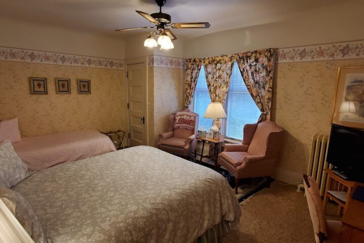 Room 56 of 80