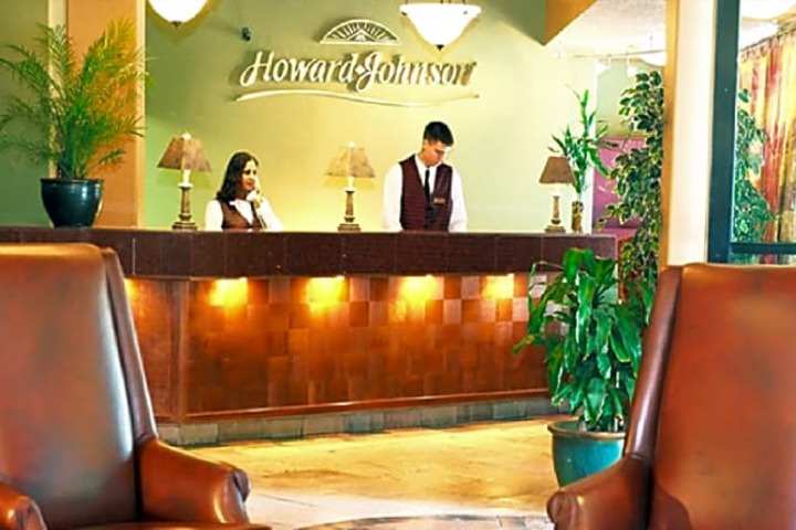 Howard Johnson Vancouver (CLOSED)