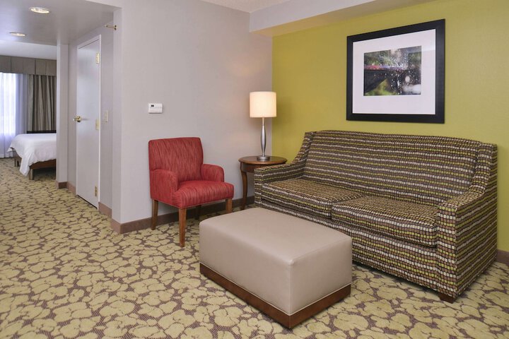 Room 19 of 62