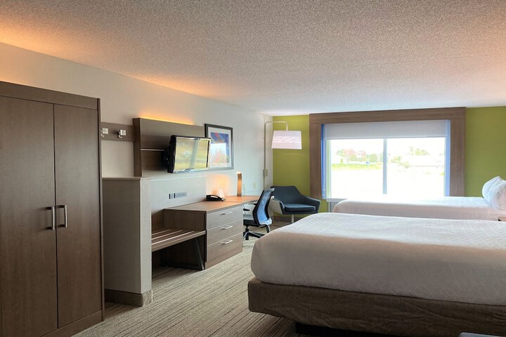 Holiday Inn Express & Suites Somerset Central by IHG