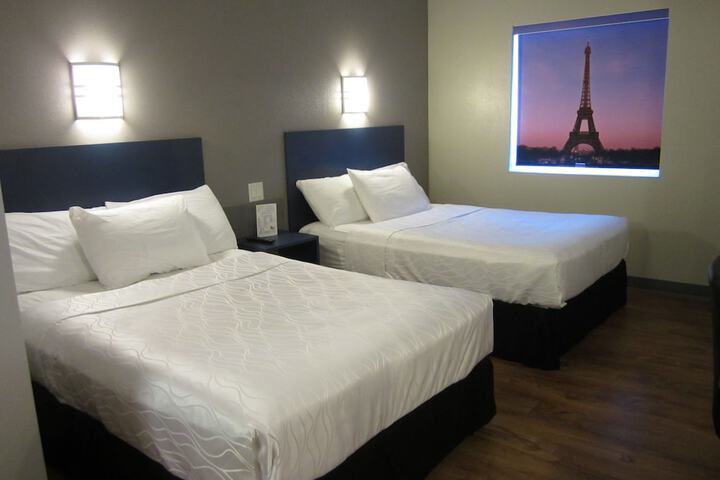Studio Z an Ascend Collection Hotel