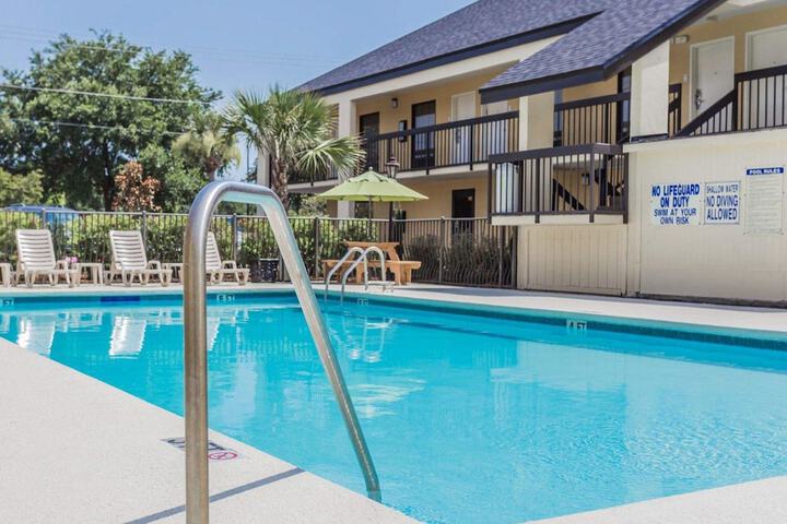 Pool 5 of 38