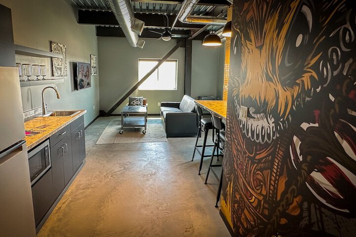 Room 33 of 45