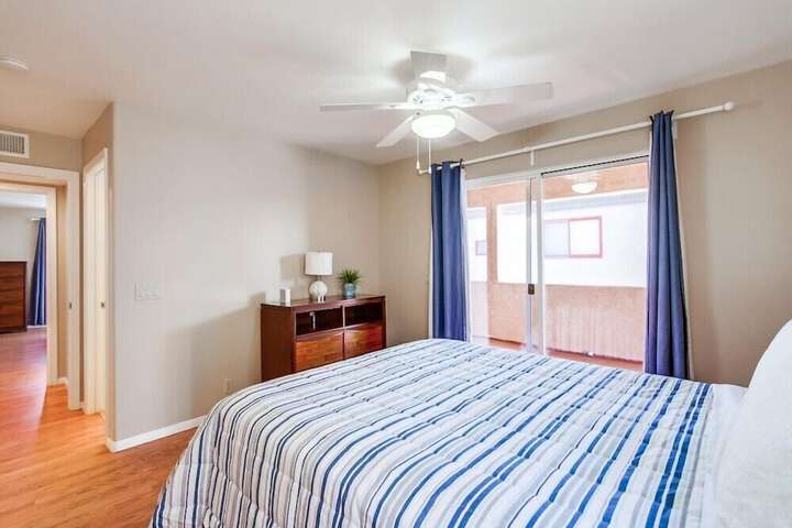 Room 35 of 61