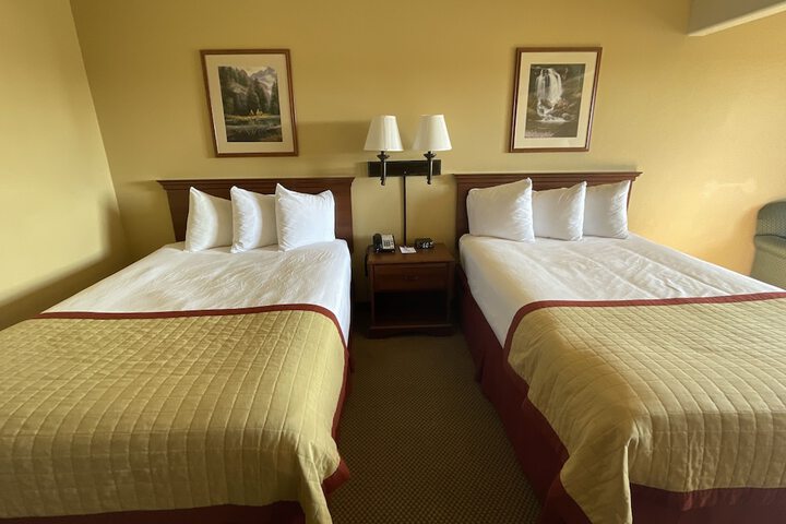 Room 65 of 112