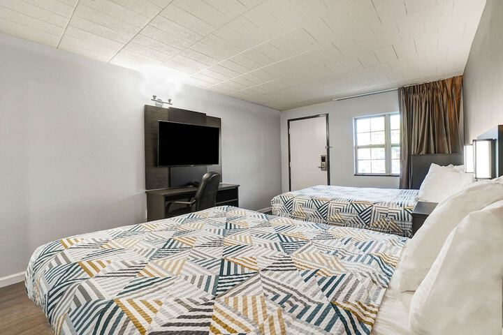 Room 14 of 29